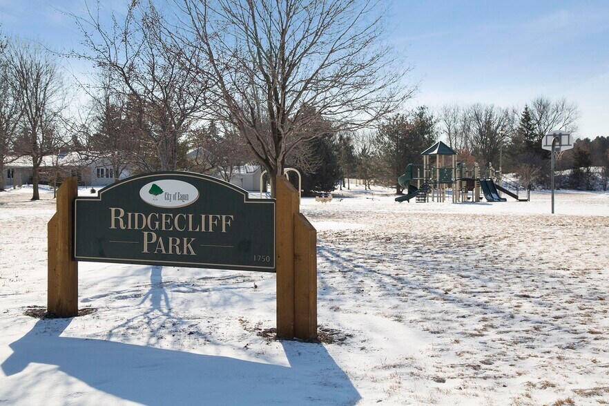 Building Photo - 1748 Karis Way