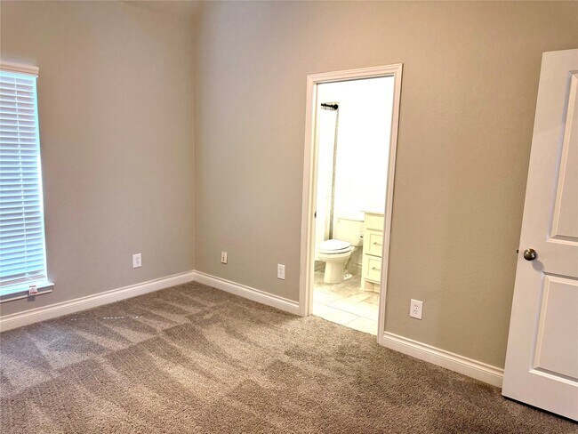 Building Photo - 29122 Parker Heights Ln
