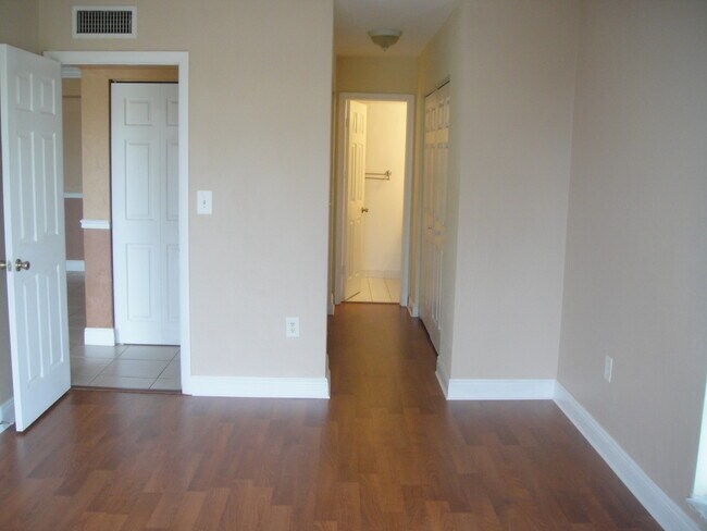 MBR2 - 9405 SW 76th St