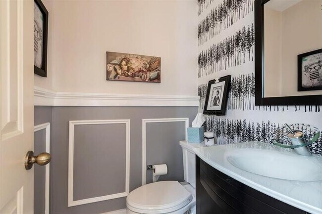 Building Photo - 1105 Clairemont Ave