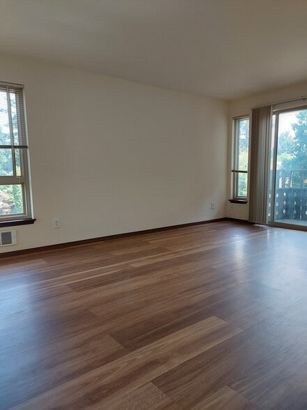 Living room - Legend House