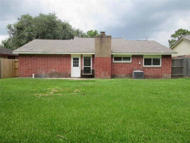 Building Photo - 66 Ranch House Loop