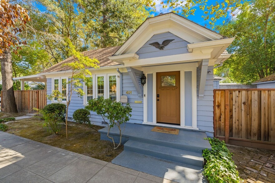 Front of property - 401 Alhambra Blvd
