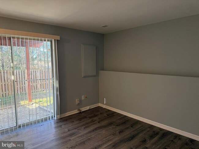 Building Photo - 1935 Winslow Ct