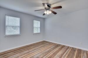 Building Photo - 2211 Pleasant Dr