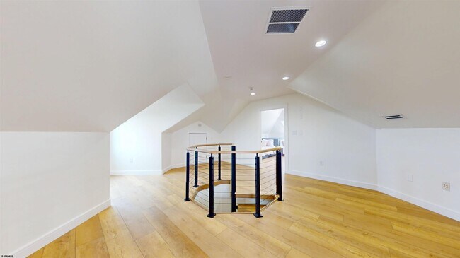 Building Photo - 31 Seaside Ct