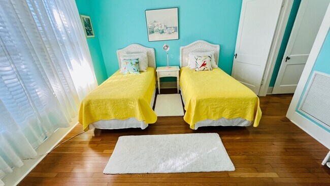 Building Photo - 4623 Avenue N 1/2 Rear