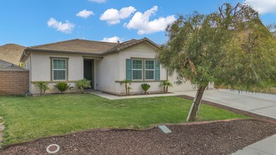 Building Photo - 20720 Spring Mountain Rd