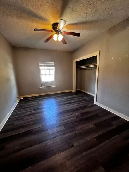 Building Photo - 108 N Gordon Dr