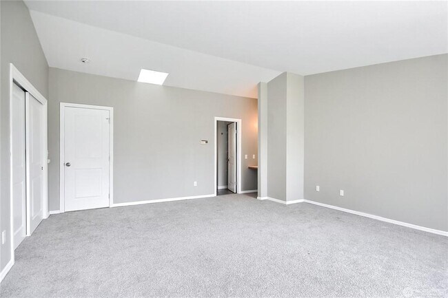 Building Photo - 5406 122nd Ave E