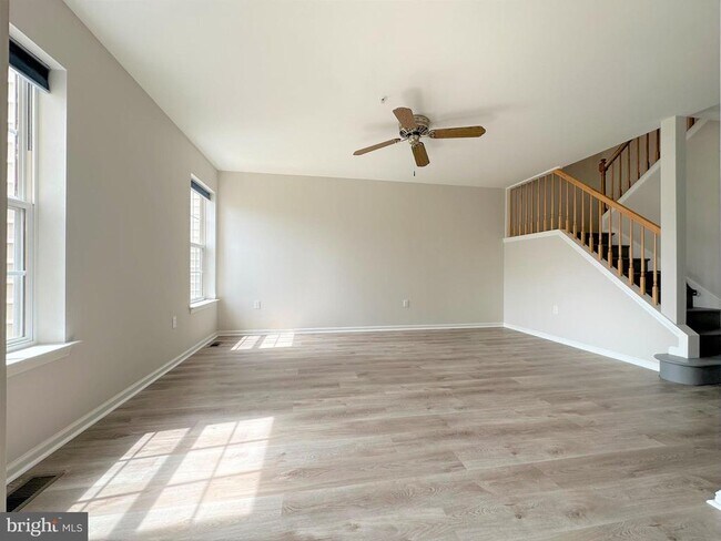 Building Photo - 202 Shannon Ct