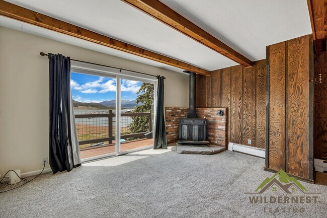 Building Photo - Yacht Club Condo - LAKE VIEWS-Great 3 Bedroom/2 Bath Unit w/Lake Access