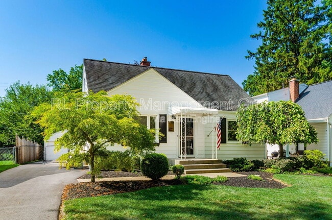 Building Photo - 459 Blenheim Rd