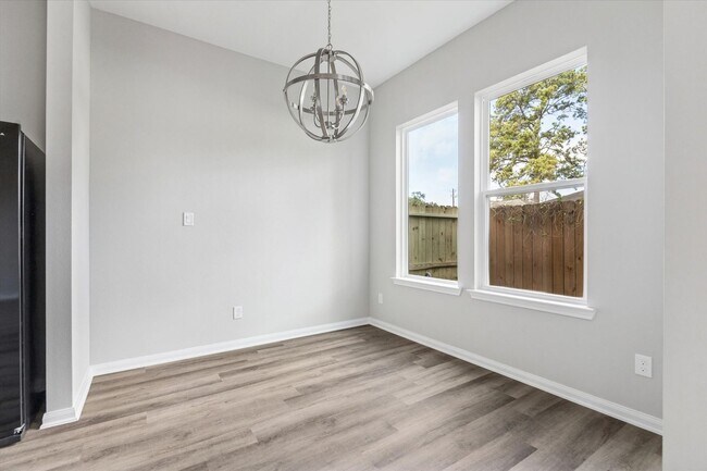 Building Photo - Brand New Construction Clark Meadows