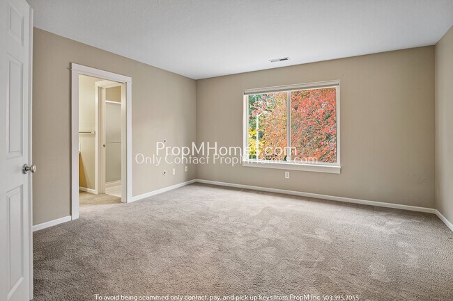 Building Photo - Four Bedroom Home in Progress Ridge - Corn...