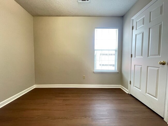 Building Photo - Adorable home in Southaven!