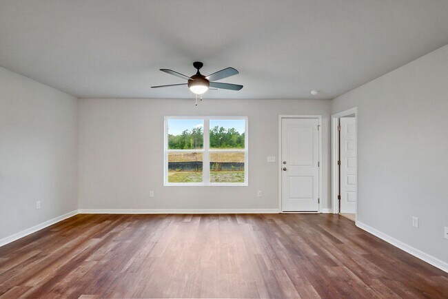 Building Photo - 821 Ashford Dr