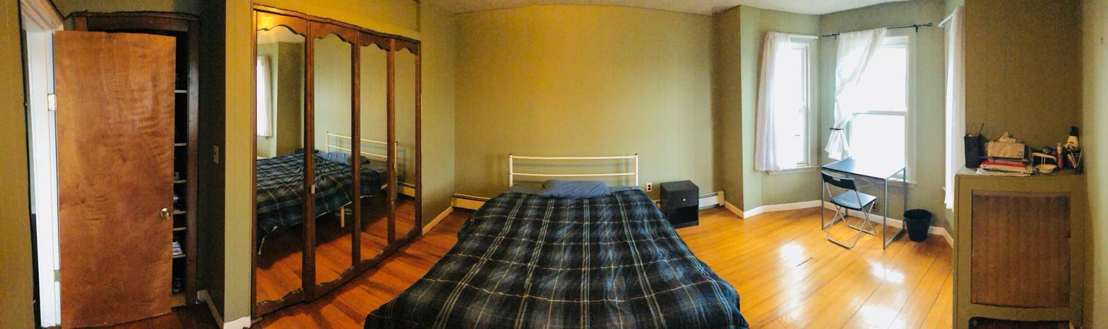 Building Photo - 1062 Saratoga St