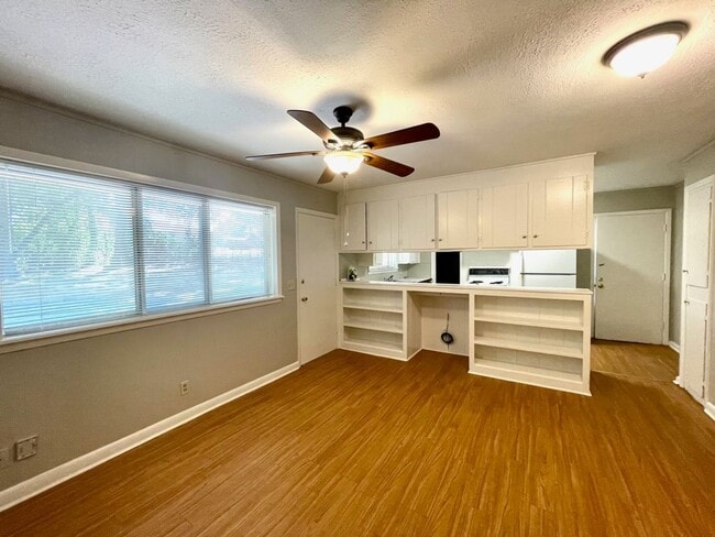 Building Photo - Coming Soon