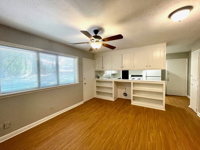 Building Photo - Your Winter Retreat