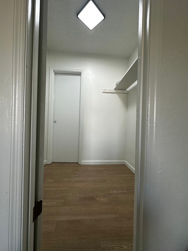 Building Photo - 2405 Antebellum Dr