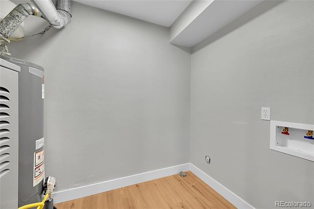 Building Photo - 7700 W Glasgow Pl