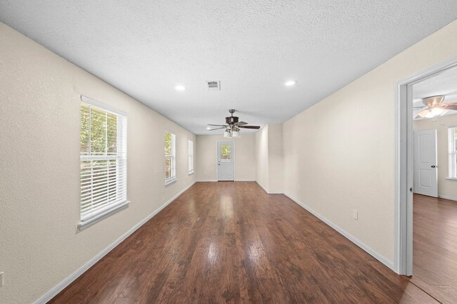 Building Photo - 2821 Holman St