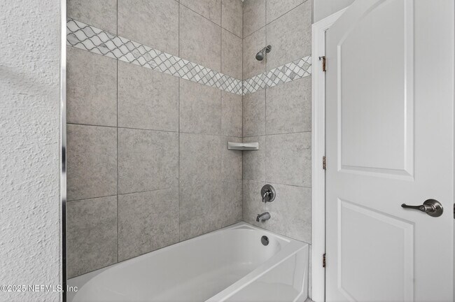 Building Photo - 105 Wye Rd