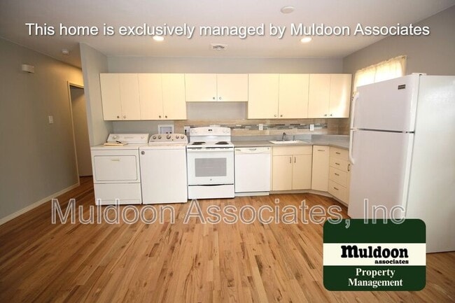 Building Photo - 1407 Alexander Rd