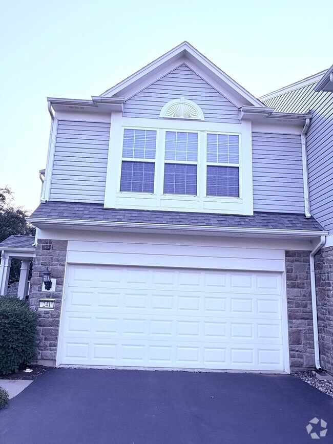 Building Photo - 241 Devoe Dr