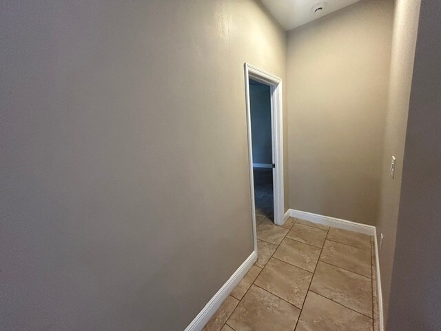 Building Photo - 6804 N Himes Ave