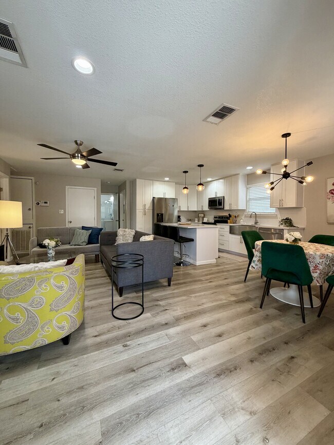 Building Photo - 514 Martin Luther King Dr