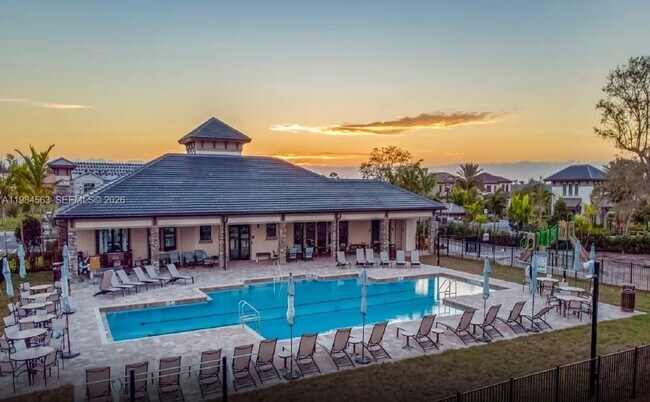 Building Photo - 8185 Tailshot Ct