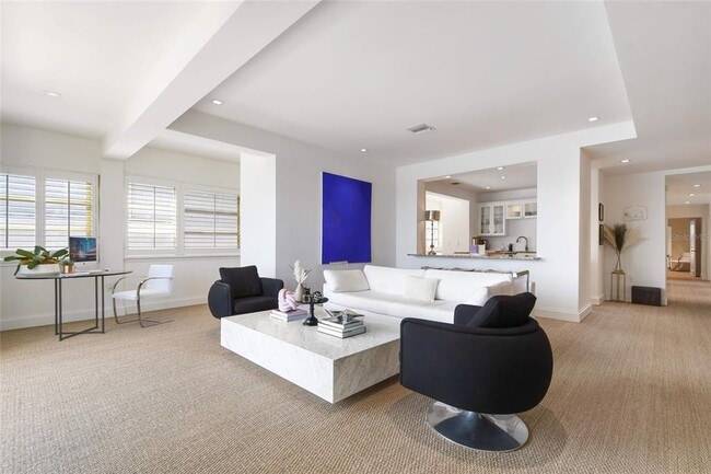 Building Photo - 311 E Morse Blvd