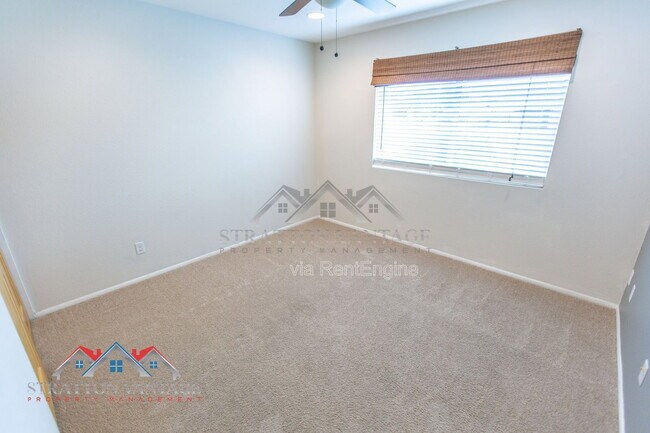 Building Photo - 2224 W Emelita Ave