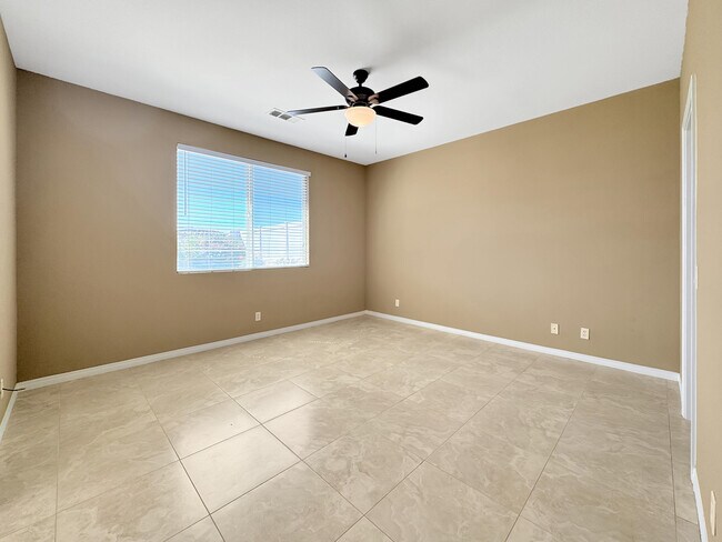 Building Photo - 11693 Mountain Hawk Ln
