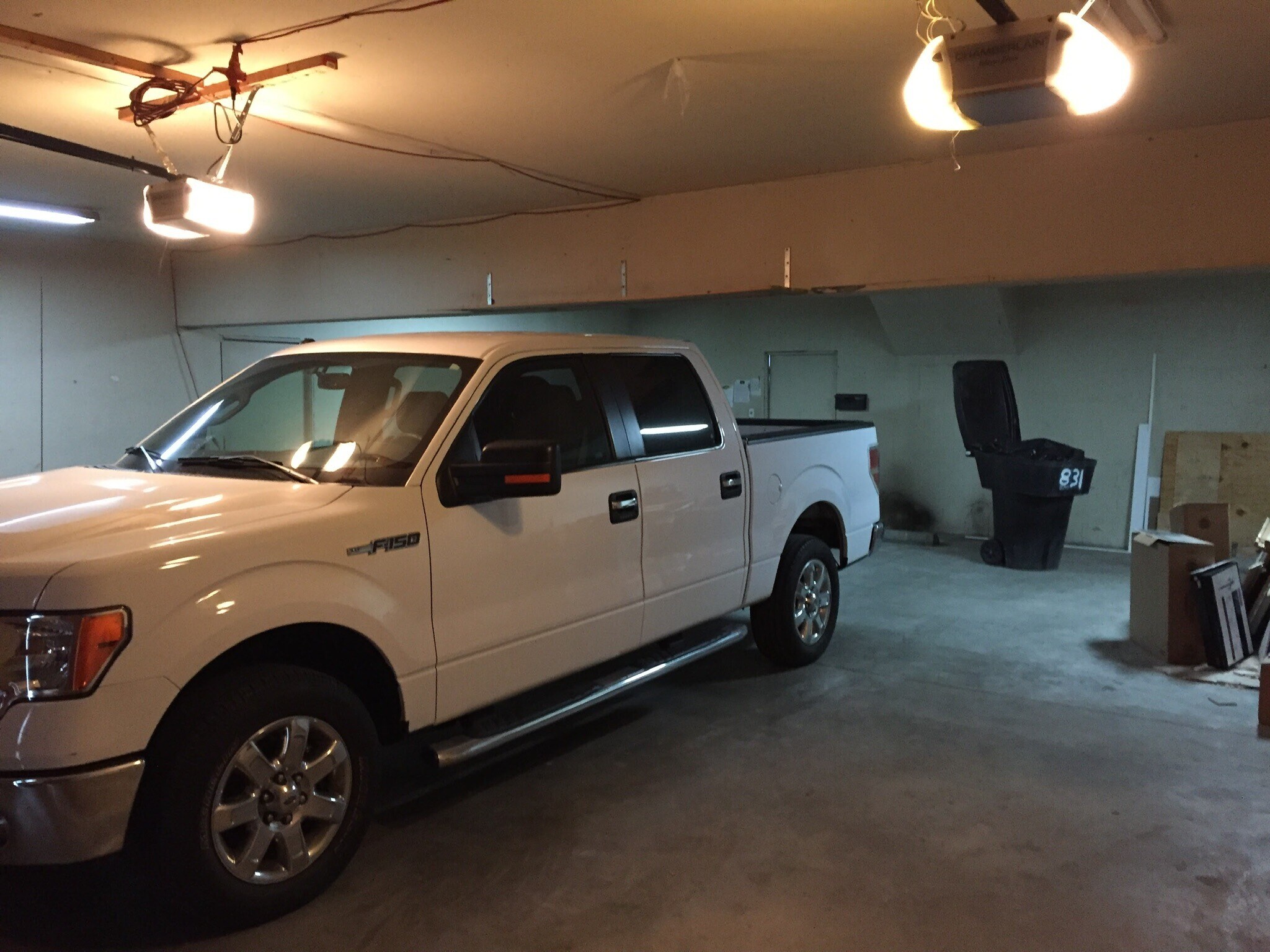 Garage with opener - 831 N Zeyn St