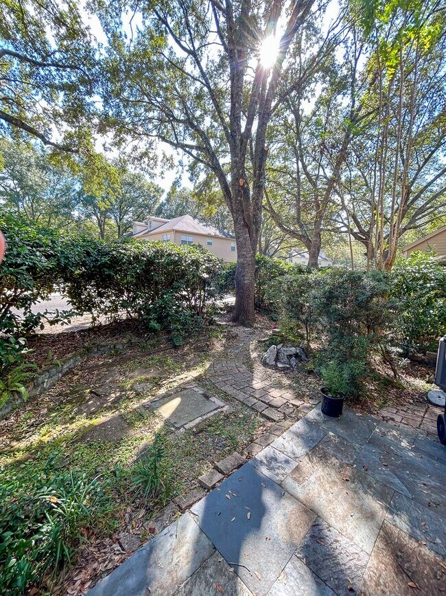 Building Photo - 5283 SW 97th Way