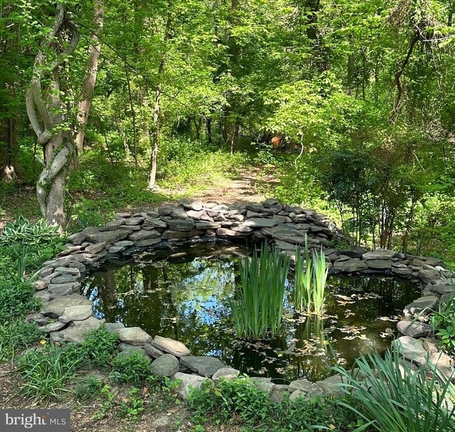 Building Photo - 623 Sean Dr