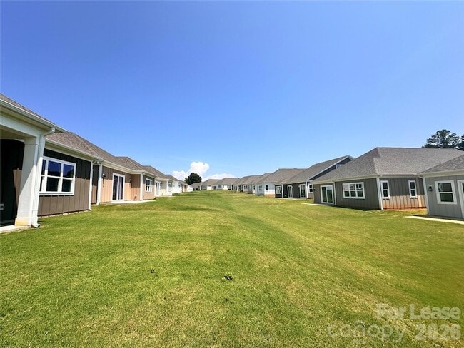 Building Photo - 4622 Kobus Ct.