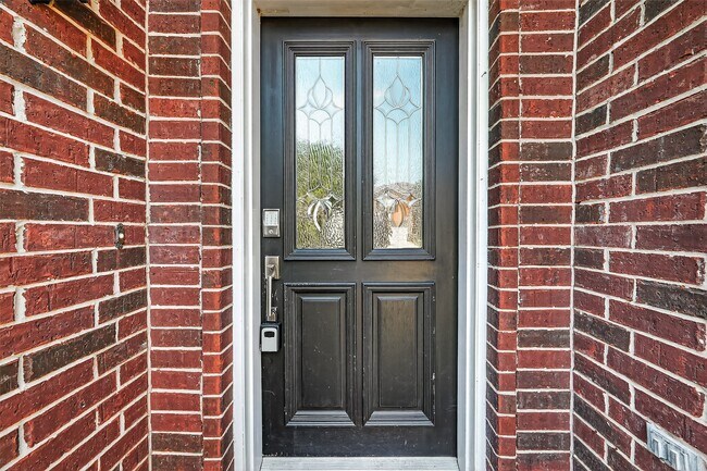Building Photo - 18519 Bare Meadow Ln