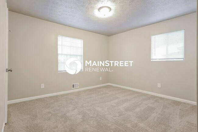 Building Photo - 5 Bedroom Pet-Friendly Home in JONESBORO, ...