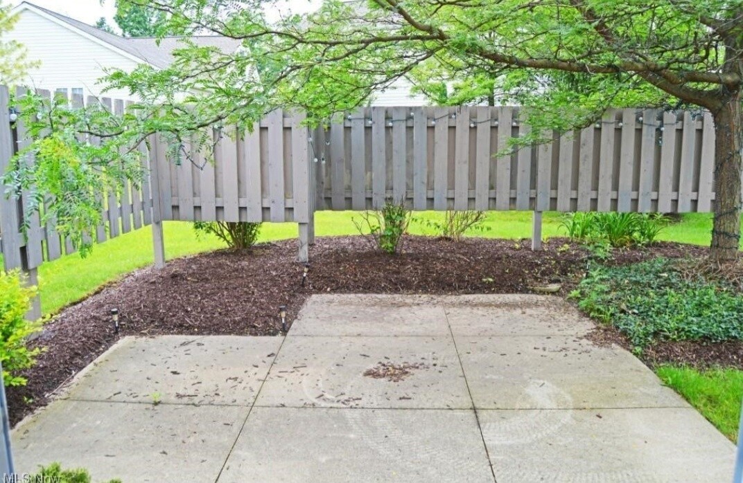 Building Photo - 16548 Sunwood Oval