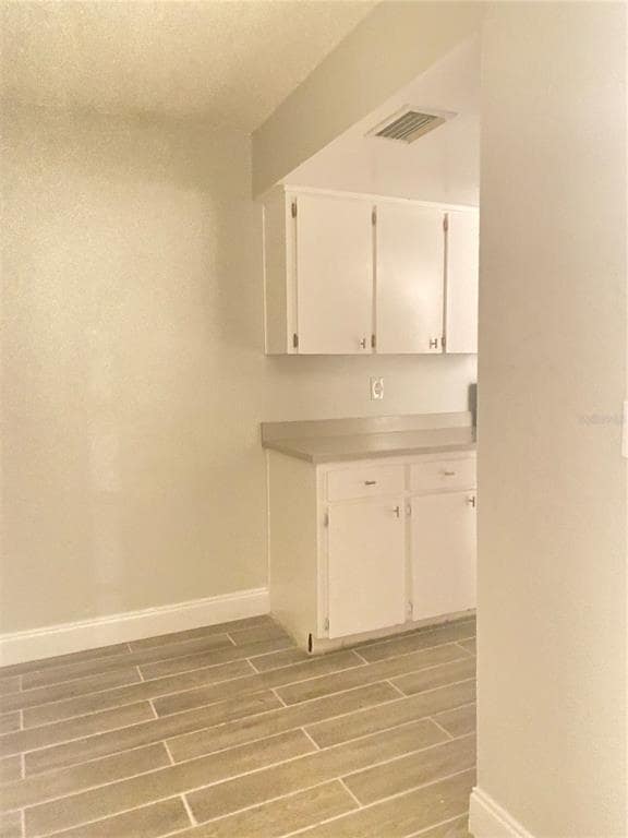 Building Photo - 1826 Foxhall Cir