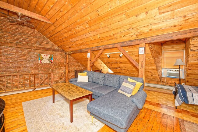 Building Photo - 90 Madison Ave