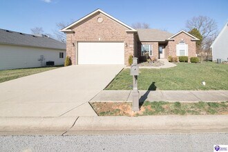 Building Photo - 114 Lowball Ln