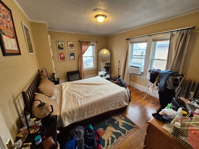 Building Photo - Nice 3 bed in Watertown