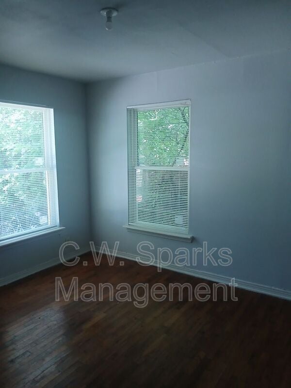 Building Photo - 2309 Idaho Ave
