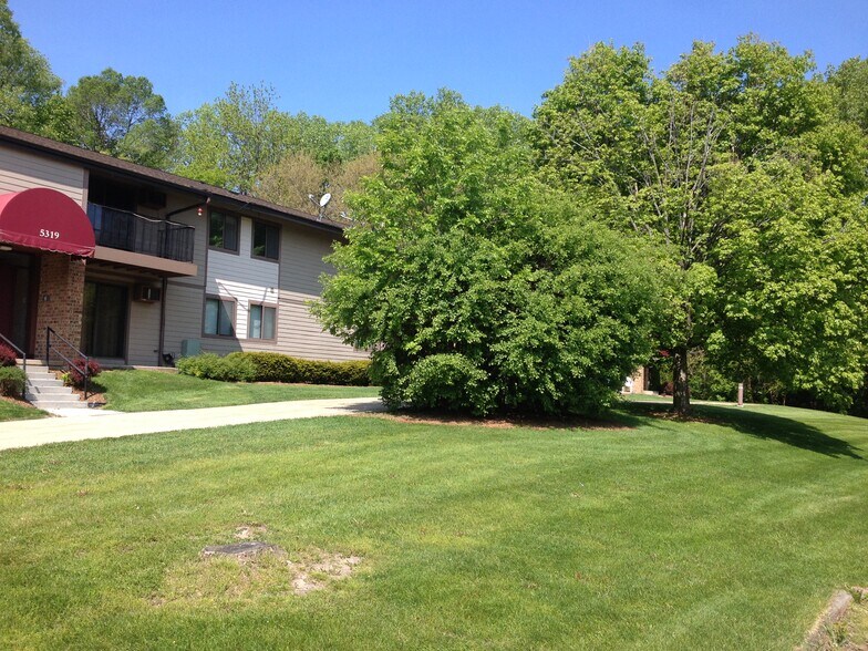 Building Photo - 5325 Brody Dr