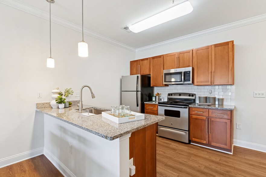 Building Photo - Encore North Apartments